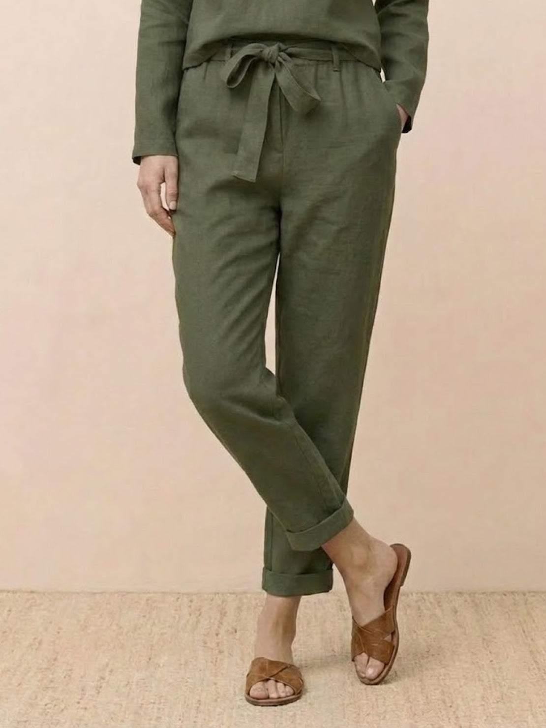 Cotton-Linen Monochrome Capsule