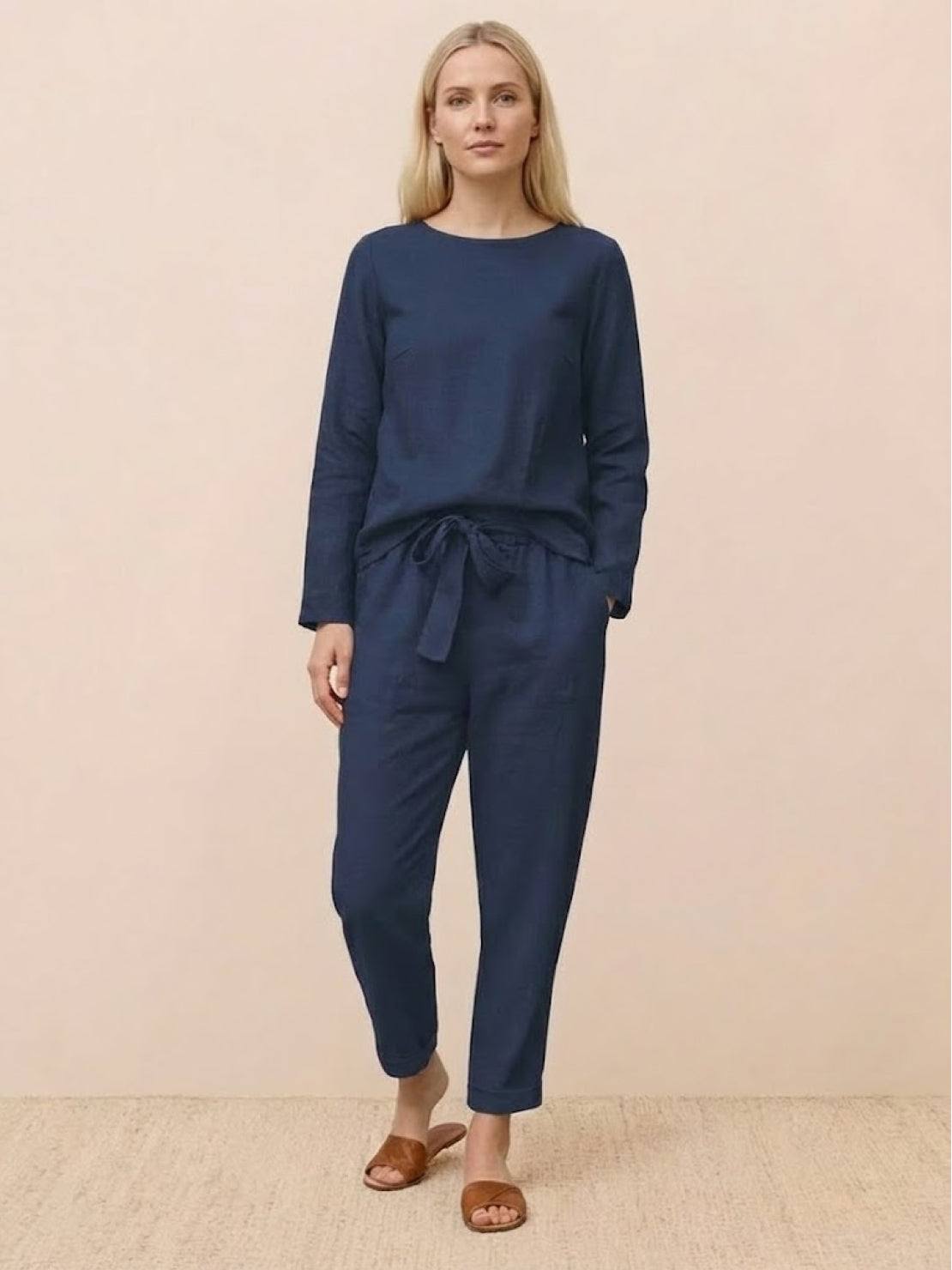 Cotton-Linen Monochrome Capsule